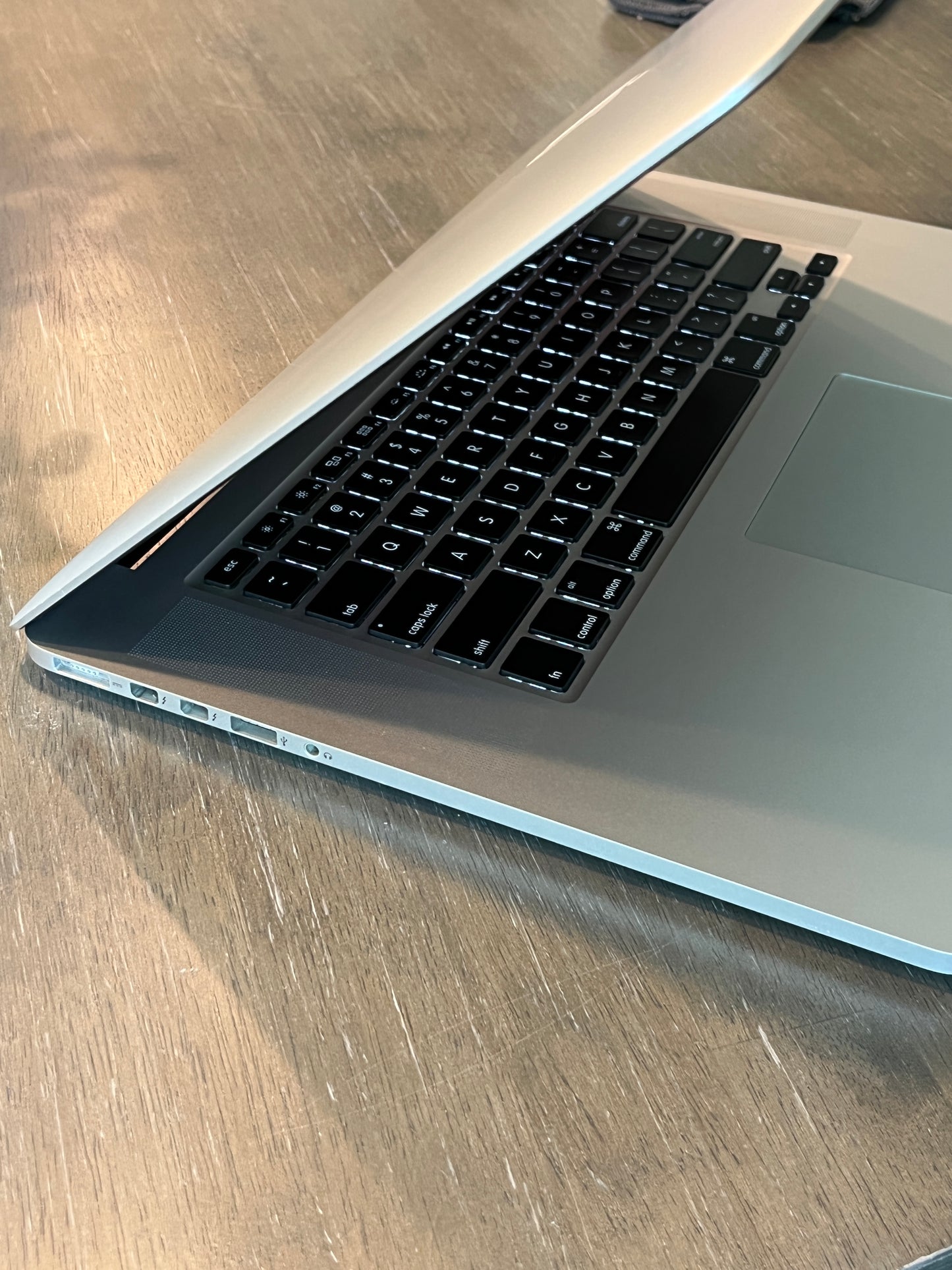 Apple Macbook Pro 15 DG