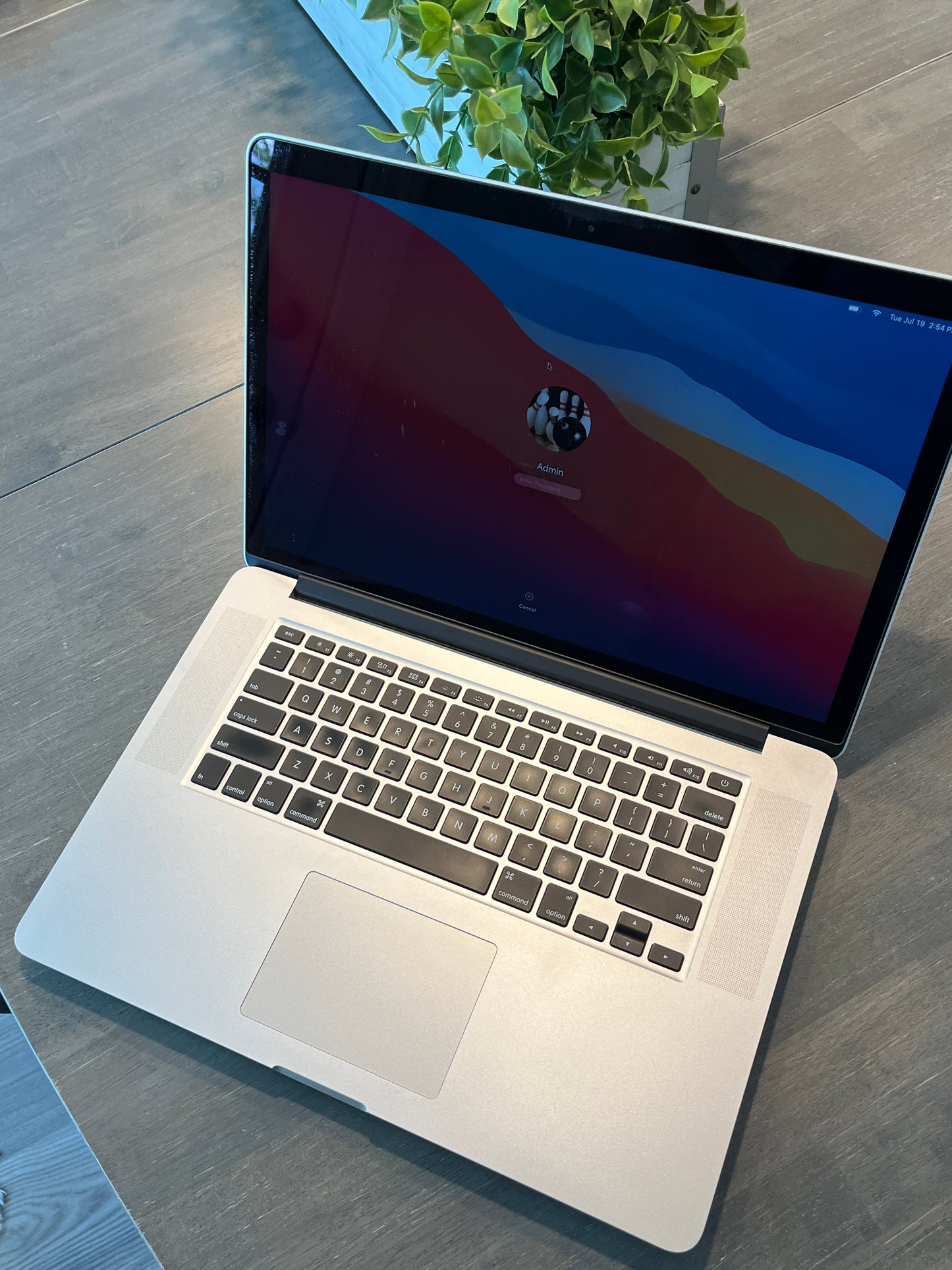 Apple Macbook Pro 15 DG